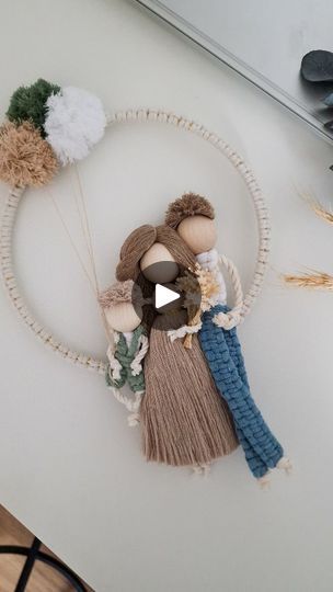 1.4K views · 317 reactions | Personalized gift for Christmas 🎁 
macrame dolls family portrait 
Give yourself and your loved ones handmade product made with heart ❤️

You can order my dolls per dm or in my etsy shop 💙

#familienbild #familyportrait #personalizedportrait #personaliesertegeschenke #geschenkfürmama #weihnachtsgeschenk #makrameekunst #macramelover #makrameepuppe #macramedoll #macrameangel #smallbusinesssupport #xmasgiftideas #weihnachtsmarkt #christmasgift #presentmoments #wyjatkowyprezent #prezentdlaniej #prezentręcznierobiony #personalizowanyprezent #personalizedorder #myfamilyportrait #geschenkanhänger | ▪️macrame_at▪️personalized gifts▪️dolls & angels▪️ Macrame Family Dolls Tutorial, Macrame Family, Macrame Dolls, Christmas Macrame, Doll Family, Doll Tutorial, Personalized Christmas Gifts, Gift For Christmas, Family Portrait