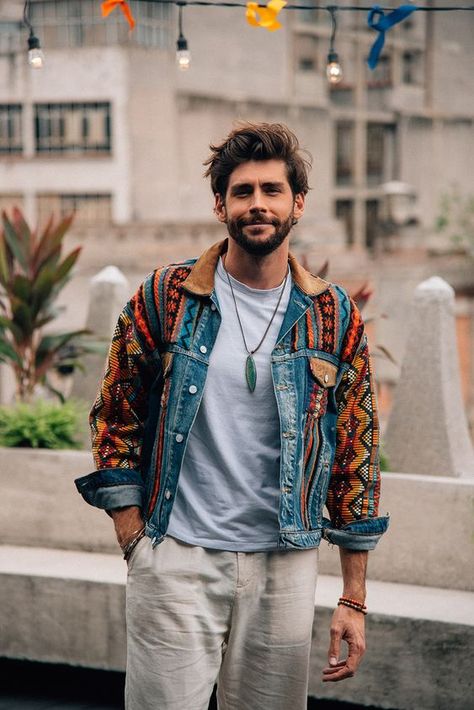 Mexican Clothes For Men, Funk Outfit Men, Funky Men Outfits, Funky Style Outfits Men, Mens Funky Fashion, Boho Mens Outfits, Eclectic Mens Fashion, Mexican Fashion Men, Hippie Outfits Men