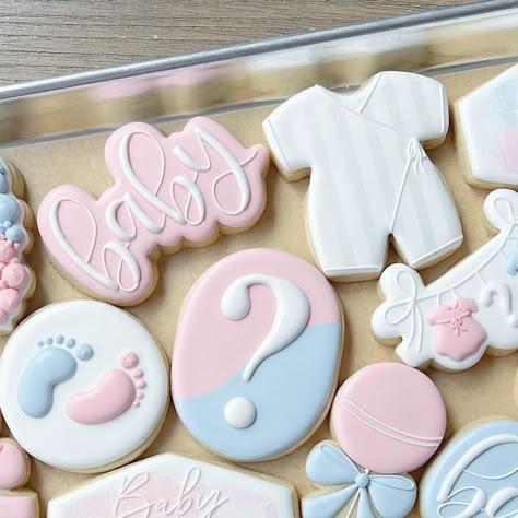 Utah Custom Royal Icing Cookies on Instagram: "Some sweet simple gender reveal party cookies 💗🤍💙 . . . #cookies #royalicing #royalicingcookies #victoriascookiecompany #customsugarcookies #sugarcookies #utahcustomcookies #utahbaker #utahroyalicingcookies #decoratedcookies #cookieart #satisfying #mouthwatering #baking #cookiedecorating #utahcookies #cookieartist #birthdaycookies #eventcookies #cookiesofinstagram #utahcountycookies #genderrevealcookies #babycookies #babyshowercookies" Cookies For Gender Reveal Party, He Or She Cookies Decorated, Gender Reveal Royal Icing Cookies, Gender Reveal Decorated Cookies, Gender Reveal Cookies Decorated, Gender Reveal Party Cookies, Gender Reveal Cookies Ideas, Simple Gender Reveal Party, Baby Shower Royal Icing Cookies