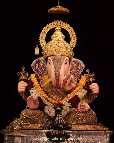 Dagdusheth Ganpati Hd Images, Saibaba Wallpapers, Dagdusheth Ganpati, Ganesha Wallpaper, Bappa Photo, Photos Of Ganesha, Wallpaper God, Ganesh Ji Images, Mahadev Hd Wallpaper