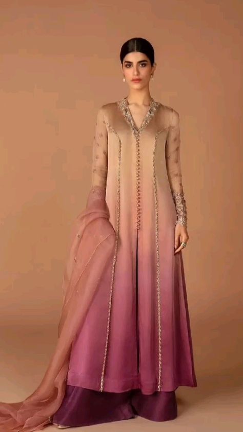 Faiza Saqlain, Pakistani Designer Clothes, Pakistani Fancy Dresses, Pakistani Fashion Party Wear, Salwar Kamiz, Fancy Dresses Long, Dress Design Patterns, Simple Pakistani Dresses, Designer Party Wear Dresses