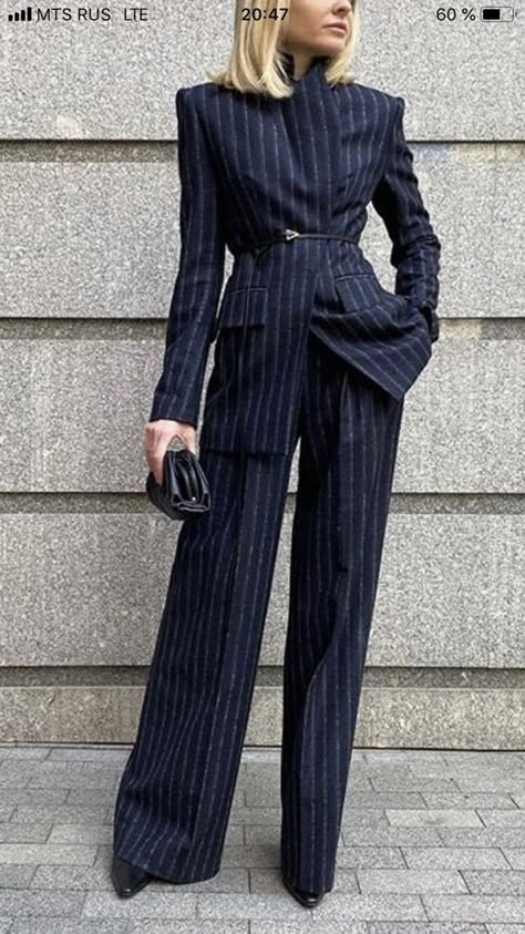 Formal Pantsuits For Women, Suit Dress Women, Womens Tailored Suit, Court Outfit, Suit Dresses, Diy Vetement, Stylish Work Attire, Formal Suit, Woman Suit Fashion