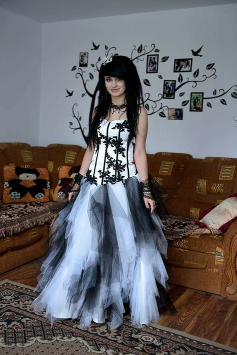 Emo, emo bride, Evelyn Core, emo wedding dress Emo Formal Dress, Emo Dresses Prom, Emo Quinceanera, Emo Sweet 16, Scene Prom Dress, Emo Bride, Emo Prom Dresses, Emo Wedding Dresses, Alt Wedding Dress