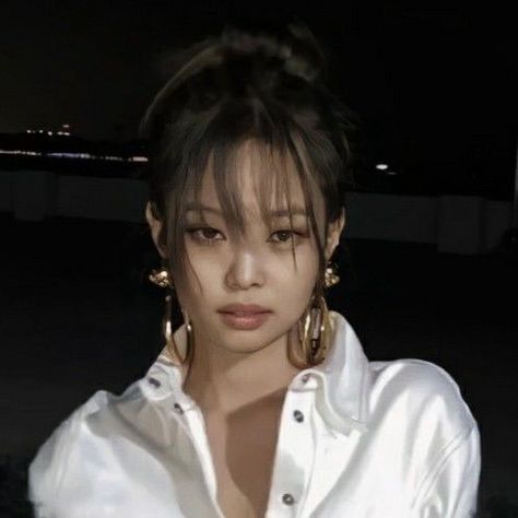 Icons Aesthetic Kpop, Kpop Details, Jennie Icon, Jennie Ruby Jane, Blackpink Funny, Jennie Kim Blackpink, Ruby Jane, The Rev, Healthy Lifestyle Inspiration