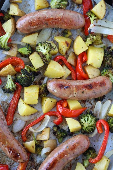 baked chicken sausage with peppers and potatoes on a sheet pan High Protein Recipes Meal Prep, Sausage In The Oven, Healthy High Protein Recipes, Diet Types, Whole Lotta Yum, Chicken Sausage Recipes, Pre Cooked Chicken, Healthy High Protein Meals, Macro Friendly Recipes