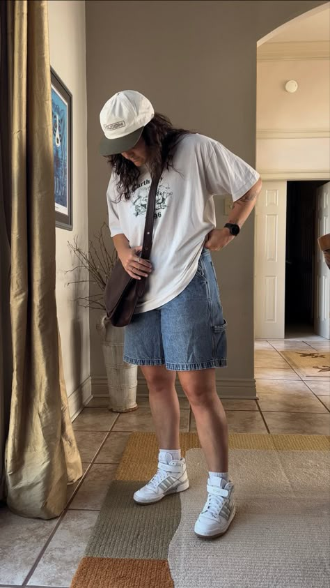 Masc Outfits Spring, Masc Fem Summer Outfits, Masc Cruise Outfits, Tomboy Style Outfits Feminine Summer, Masc Inspo Outfits, Tomboy Femme Outfits Summer, Feminine Masc Outfits, Curvy Masculine Fashion, Masculine Outfits For Women Casual Summer