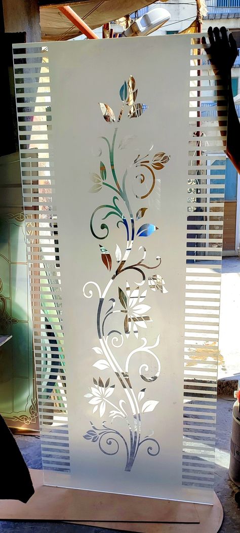 Front Monty Glass Design, Window Glass Design Indian, Etched Glass Door Interiors, Frosted Glass Design Pattern Living Rooms, Frosted Glass Design For Mandir, Glass Mandir, Window Glass Etching Designs, Etched Glass Windows, Glass Film Design