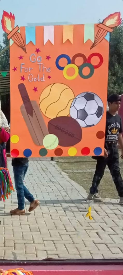 Sport Gala Decoration, Sport Day Decoration Ideas For School, Sports Day Poster School Drawing, Placards Ideas For School, Sports Gala Decoration Ideas For School, Sports Gala Decoration Ideas, Sports Day Preschool, Sports Board Decoration Ideas, Sports Day Decoration Ideas Preschool