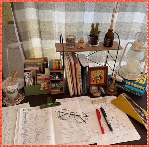 [CommissionsEarned] 87 Top Study Desk Organization Student Ideas You Need To See This Fall #studydeskorganizationstudent Aesthetic Brown Study Desk, Cozy Study Space Aesthetic, Student Table Organization, Student Desk Aesthetic, Brown Desk Ideas, Brown Study Table Aesthetic, Messy Study Table Aesthetic, Desk Top Organization Ideas, Brown Study Table