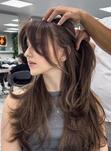 30+ Curtain bangs hair styles you'll want to show your stylist - Days Inspired Korean Hair Aesthetic, Simple Messy Bun Hairstyles, Aesthetic Messy Bun, Classy Messy Bun, Messy Bun Ideas, Bun Looks, Hairstyles Classy, Bang Ideas, Simple Messy Bun