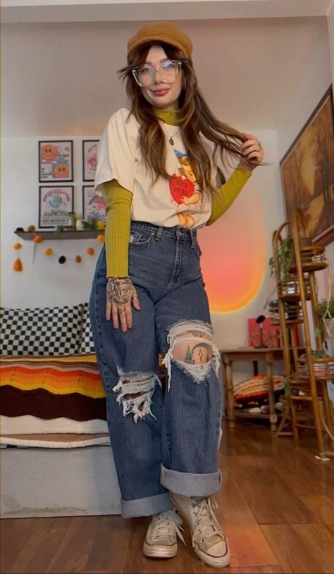 outfit ideas @dirtychai.mama Retro Outfit Style, Fashion Outfits Alternative, Style Ideas Plus Size, Modern Librarian Style, Midsize Fashion Concert, Halloween Causal Outfits, Alternative Brunch Outfit, Gen X Fashion New Outfits, Maximalist Outfits Midsize