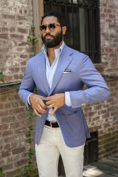 Blue Blazer Outfit, Casual Suits Men, Terno Slim Fit, Light Blue Blazer, Mens Casual Suits, White Chinos, Formal Men Outfit, Sharp Dressed Man, Casual Suit