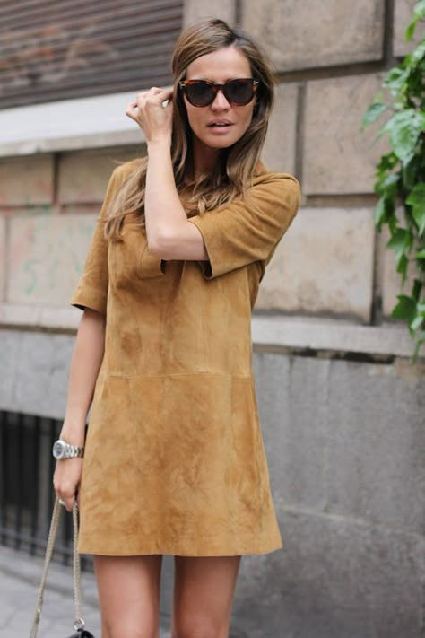 Suede mini dress? Yes, please. Suede Dress Outfit, Suede Mini Dress, Suede Dress, Inspired Outfits, Dress Outfit, Inspiration Mode, Mode Inspiration, Look Chic, Primavera Estate