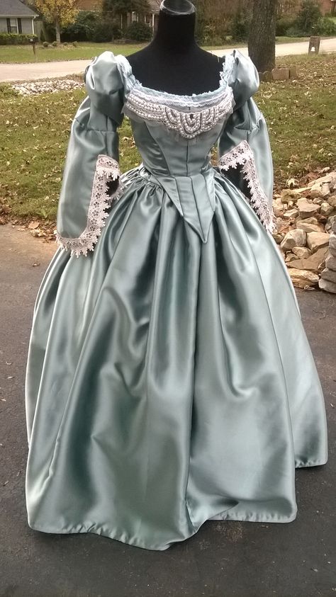 Fantasy Medieval Cinderella Dress Simple Royal Dress, 1500s Dresses Royal, 18th Century Dress Simple, Medieval Royal Dress, 1862 Dress, 1700s Dresses Blue, 1500s Dress, Victorian Prom Dress, Medieval Princess Dress Blue