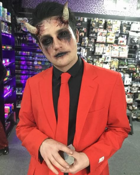 Demonic Images for Halloween 2023 15 ideas: Unleash your inner monster Lucifer Makeup Halloween, Man Demon Costume, Men’s Demon Costume, Black Sclera Makeup, Mens Demon Makeup, Male Sfx Makeup, Lucifer Halloween Costume Men, Male Devil Makeup, Male Demon Costume