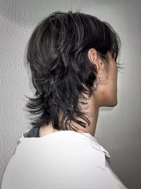 Wolf Cut Hairstyle, Hush Cut, Curly To Straight, Hairstyle Men, Asian Haircut, Mullet Haircut, Wavy Hair Men, Army Style, Mens Haircut