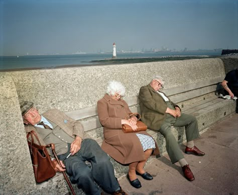 photos by Martin Parr - Неспящие в Торонто — LiveJournal Photographic Projects, Martin Parr, New Brighton, Elderly People, Magnum Opus, Documentary Photographers, Skateboarder, Magnum Photos, Documentary Photography