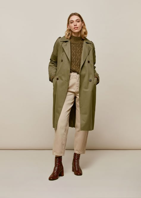 Khaki Trench Coat Outfit, Trench Coat Outfit Spring, Spring Coat Outfit, Olive Trench Coat, Trenchcoat Outfit, Trench Outfit, Khaki Coat, Khaki Trench, Khaki Trench Coat