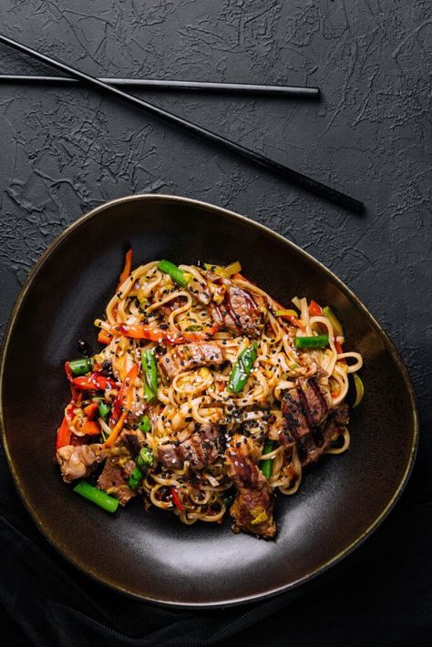 Pioneer Woman Thai Beef With Peppers Noodles Soy Sauce, Pad Thai Rice, Pad Thai Rice Noodles, Thai Rice Noodles, Red Chili Paste, Steak Stir Fry, Thai Rice, Thai Beef, Chili Paste