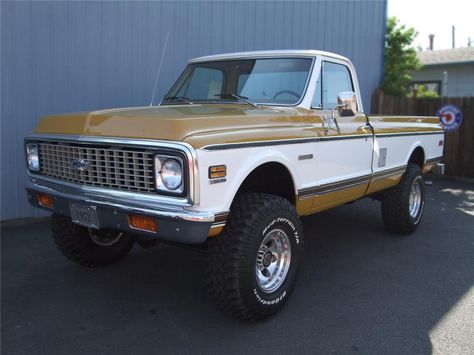 1972 CHEVROLET CHEYENNE 4X4 - Would like this in a different color.....cool truck! 1972 Chevy Truck, Chevrolet 4x4, 2021 Gmc Sierra, Chevy Cheyenne, Cooper Tires, Chevy 4x4, 72 Chevy Truck, Old Chevy, Dream Trucks