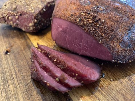 Pastrami Brine Recipe, Venison Pastrami Recipe, How To Make Pastrami, Deer Roast, Pastrami Recipe, Elk Recipes, Venison Jerky, Curing Salt, Deer Recipes