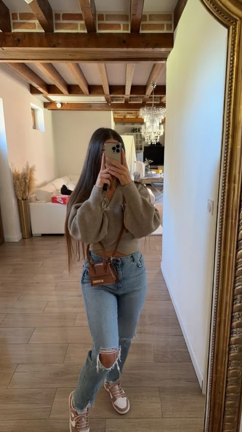 Mode Zara, Latina Fashion Outfits, Winter Fashion Outfits Casual, Cold Outfits, Cute Lazy Day Outfits, Looks Street Style, Cute Fall Outfits, Fall Fits, Simple Trendy Outfits