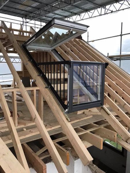 Loft Conversion Balcony, Velux Cabrio, Roof Balcony, Balcony Roof, Roof Windows, Attic Bedroom Designs, Balcony Window, Shop Barndominium, Barndominium Ideas Interiors