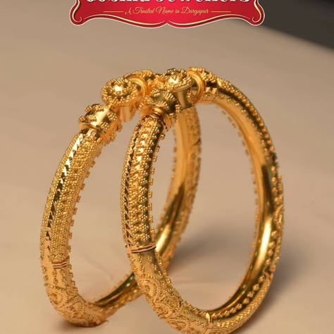 Exclusive Hallmark Gold Collection from Gobind Jewellers Gold Bangles Indian, Jewerly Bracelets, Gold Jewels Design, Gold Bangles For Women, Gold Jewelry Outfits, Bangles Gold, Gold Pendant Jewelry, Bangles For Women, Bangles Indian