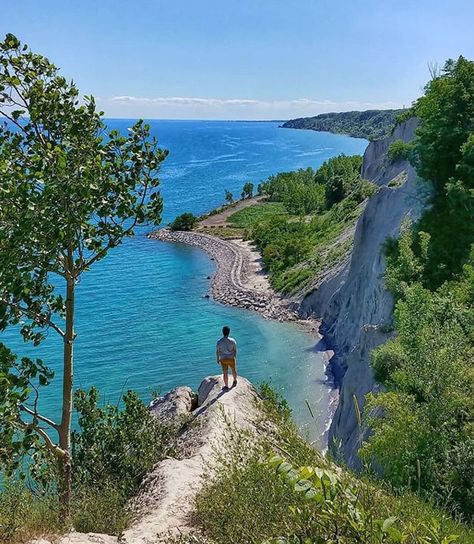 Scarborough Bluffs Cousins Trip, Canada Niagara Falls, Niagara Falls Trip, What Is Culture, Scarborough Bluffs, Scarborough Ontario, Sea Monkeys, Canada Pictures, Pool Poses