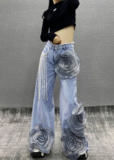 Creative Pants, Beaded Pants, African Inspired Accessories, Recycling Clothes, Upcycled Accessories, Jean Ideas, Clothes Upcycle, Knit Clothing, Diy Jeans