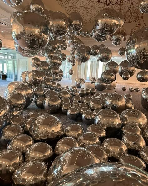 Disco Balloon Chandelier 2.0: When the breakdown is an event of its own! 🪩🪩🪩 For me, art is in every moment. Xo, @chandelierevent @chandelierevent @mydecoballoon #balloons #balloon #balloondecor #ballooninstallation #artinspiration #artinstallation #chandelierevent #disco #discoballoon #discoball Silver Balloons Aesthetic, Balloons Ceiling, Ceiling Balloons, Chrome Balloons, Balloon Chandelier, Balloon Ceiling, House Of Balloons, Balloon Installation, Silver Balloon