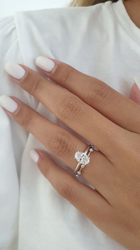 White Gold Oval Engagement Ring, Oval Engagement Ring White Gold, Delicate Wedding Band, Oval Cut Diamond Engagement Ring, Oval Solitaire Engagement Ring, Dream Wedding Ring, Timeless Engagement Ring, Dainty Engagement Rings, Delicate Wedding