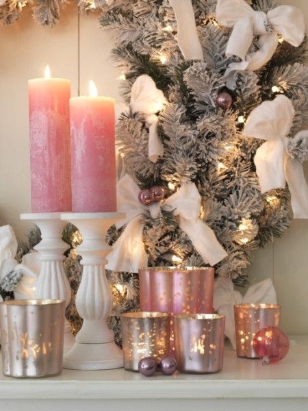 Shabby Christmas, Deco Rose, Pink Xmas, Romantic Christmas, A White Christmas, Pink Christmas Decorations, Shabby Chic Christmas, Pink Candles, Chic Christmas