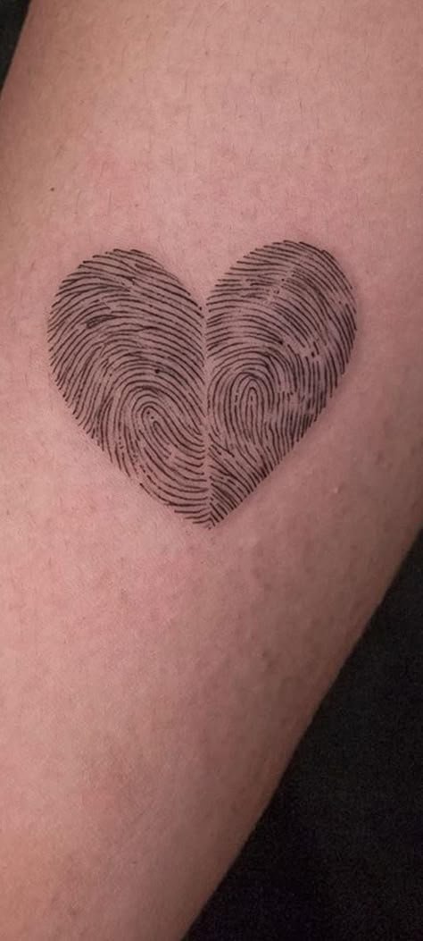 Heart Print Tattoo, Couple Finger Print Tattoo Ideas, Tattoo Heart Fingerprint, Fingerprint Love Heart Tattoo, Thump Print Tattoos, Two Thumb Print Heart Tattoo, Couples Thumbprint Heart Tattoo, Finger Print Heart Tattoo Couple, Parent Fingerprint Tattoo