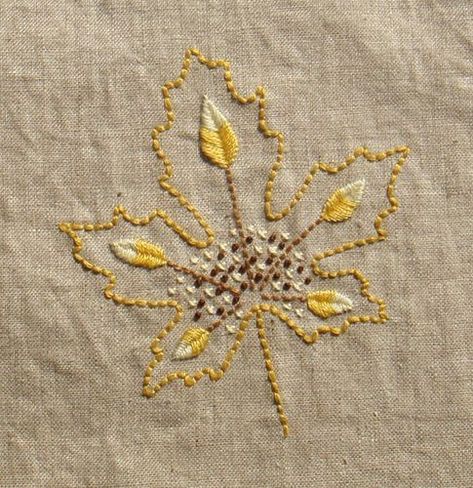 Maple Leaf Embroidery, Bordado Jacobean, Leaves Embroidery, Jacobean Embroidery, Embroidery Leaf, Embroidery Motifs, Embroidery Designs Fashion, Hand Embroidery Art, 자수 디자인