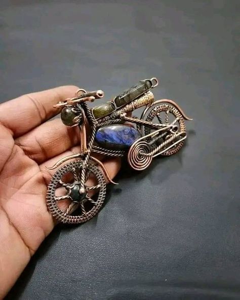 Wire Wrap Jewelry Designs, Copper Jewelry Handmade, Copper Wire Jewelry, Wire Jewelry Designs, Diy Wire Jewelry, Handmade Wire Wrapped, Vintage Bike, Wire Work Jewelry, Handmade Wire Jewelry