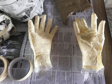 Here's a video that shows you how to make a cast (or mold) of your hands using cling wrap, masking tape, and newspaper. #DIY #KalingaDIYer #HandCast #Recycled Masking Tape Hand Halloween, Diy Scary Halloween Hands, Diy Hand Casting Mold, Diy Hand Sculpture, Paper Mache Hand Sculpture, Diy Adams Family Hand, Diy Hand Mold, Paper Mache Hands Diy, How To Make A Mold Of Your Hand