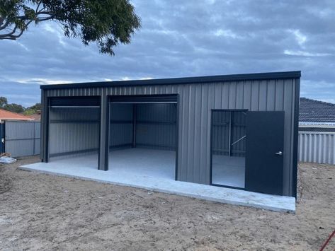 Workshop Exterior, Metal Garage Buildings, Car Showroom Design, Metal Shop Building, Garage Construction, Detailing Car, Carport Sheds, Steel Building Homes, Metal Building Designs