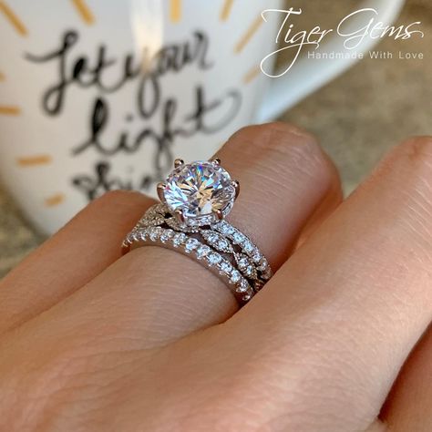 Solitaire Ring Stack, Eternity Band Set, Stacked Wedding Bands, Wedding Band Styles, Stacked Wedding Rings, Future Engagement Rings, Everyday Ring, Half Eternity Band, Ring Stack