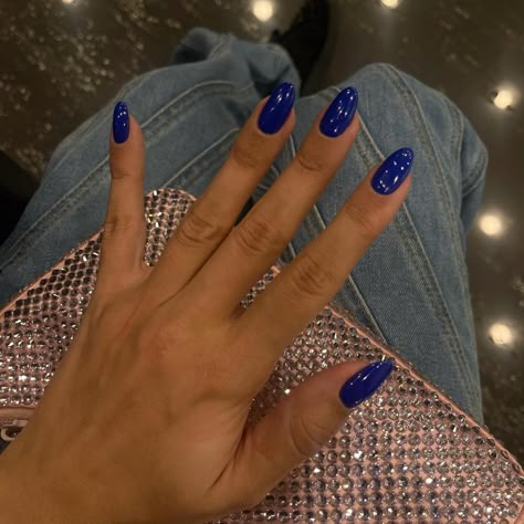 Royal Blue Prom Nails, Wide Nail Beds, Round Fake Nails, Nails One Color, Burberry Nails, Blue Press On Nails, Royals Nails, Blue Prom Nails, Rounded Acrylic Nails