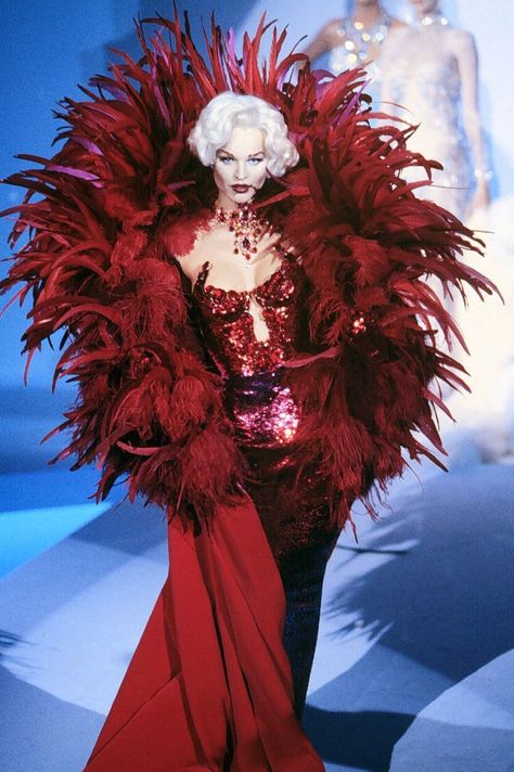 Mugler 90s, Burlesque Costumes, 90s Runway Fashion, Runway Fashion Couture, 90s Runway, Thierry Mugler, Fashion Couture, 인물 사진, Cabaret