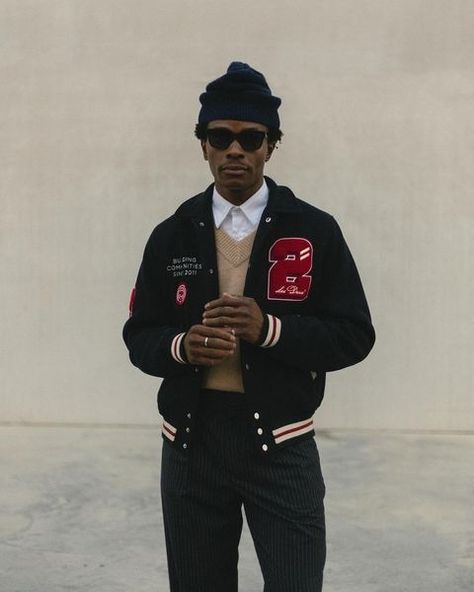 Varsity Jacket Outfit Mens, Varsity Outfit, Baseball Jacket Outfit, Chicos Fashion, Varsity Jacket Outfit, Street Style Outfits Casual, Streetwear Ideas, Big Men Fashion, Black Men Street Fashion