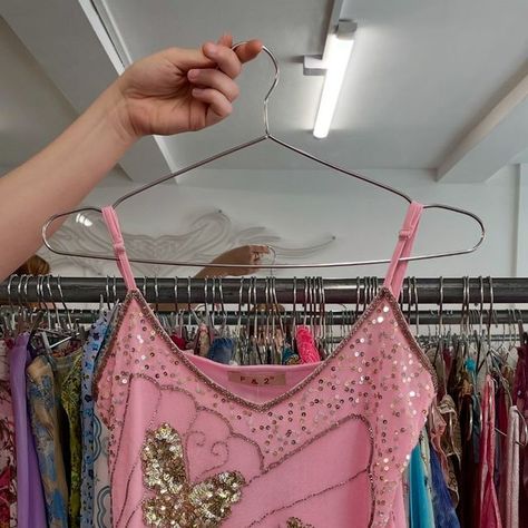 londons y2k vintage shop on Instagram: "swipe for the cutest summer thrift haul>>  find us at 214 brick lane, london📍  #y2kvintage #vintageshop #thrifthaul #y2kfashion" Vintage Thrift Finds, Thrifting London, London Thrift Stores, Thrift Stores In London, Vintage Shopping In London, Thrift Finds Clothes, Thrift Stores Paris, Manifest List, Thrift Shops In Nyc