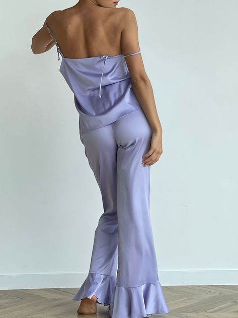 Pajamas set and robe,Silk pajamas set,Silk shorts, Tank top,Oversized top,Viscose sleepwea Chic Satin Sleepwear For Loungewear, Chic Silk Loungewear Sets, Chic Satin Finish Sleepwear, Purple Satin Sleepwear, Silk Sleepwear Aesthetic, Classy Sleepwear, Silk Pajamas Set, Pajamas Aesthetic, Robe Silk