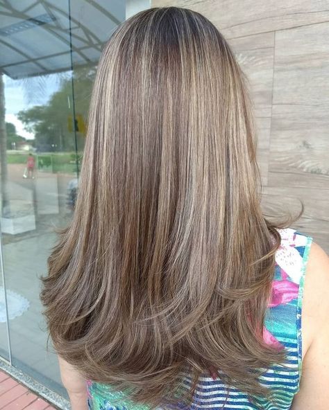 Ash Hilights Brown Hair, Layers Unstyled, Blonde Hair With Layers, Light Brunette Hair, Balayage Straight Hair, Brown Hair Inspo, Hair With Layers, Brunette Hair With Highlights, Gorgeous Hair Color