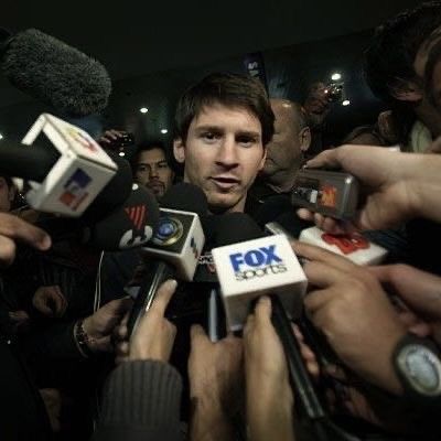 Messi Pfp, Pfp Pinterest, Young Messi, Aesthetic Disney, Screen Iphone, Messi Photos, Pinterest Art, Football Players Images, Football Boyfriend