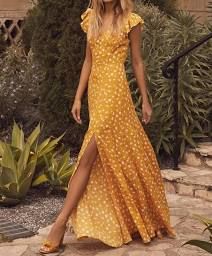 24 Outfits That Will Change the Way You Dress For Fall Bridesmaids Spring, Trendy Dresses Summer, Beach Holiday Dresses, Yellow Sundress, Dresses Lulus, Spring Yellow, Backless Maxi Dress, Long Beach Dress, Beach Boho