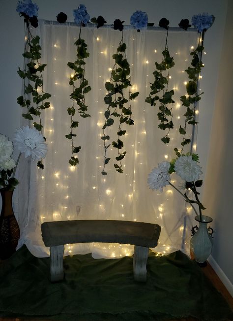 Enchanted Forest Prom Backdrop, Enchanted Forest Event Decor, Easy Enchanted Forest Decorations, Enchanted Forest Dance Decorations, Enchanted Forest Wall Decor, Enchanted Forest Decorations Prom, Enchanted Forest Theme School Dance, Forest Aesthetic Party, Enchanted Forest Theme Homecoming