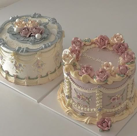 Bolo Vintage, Vintage Birthday Cakes, Vintage Cakes, Mini Cakes Birthday, Pretty Dessert, Creative Birthday Cakes, Cute Baking, Video Tiktok, Birthday Inspo