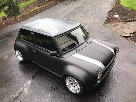 This is the JET Motors Hawk Mini Sprint Turbo Project: @jetmotorsmini Love it Share it Like it ... Old Mini Cooper, Leyland Mini, Classic Mini Cooper, Mini Morris, Men Scarf, Mini Cooper Classic, Wall Fence, Mini Copper, Auto Retro